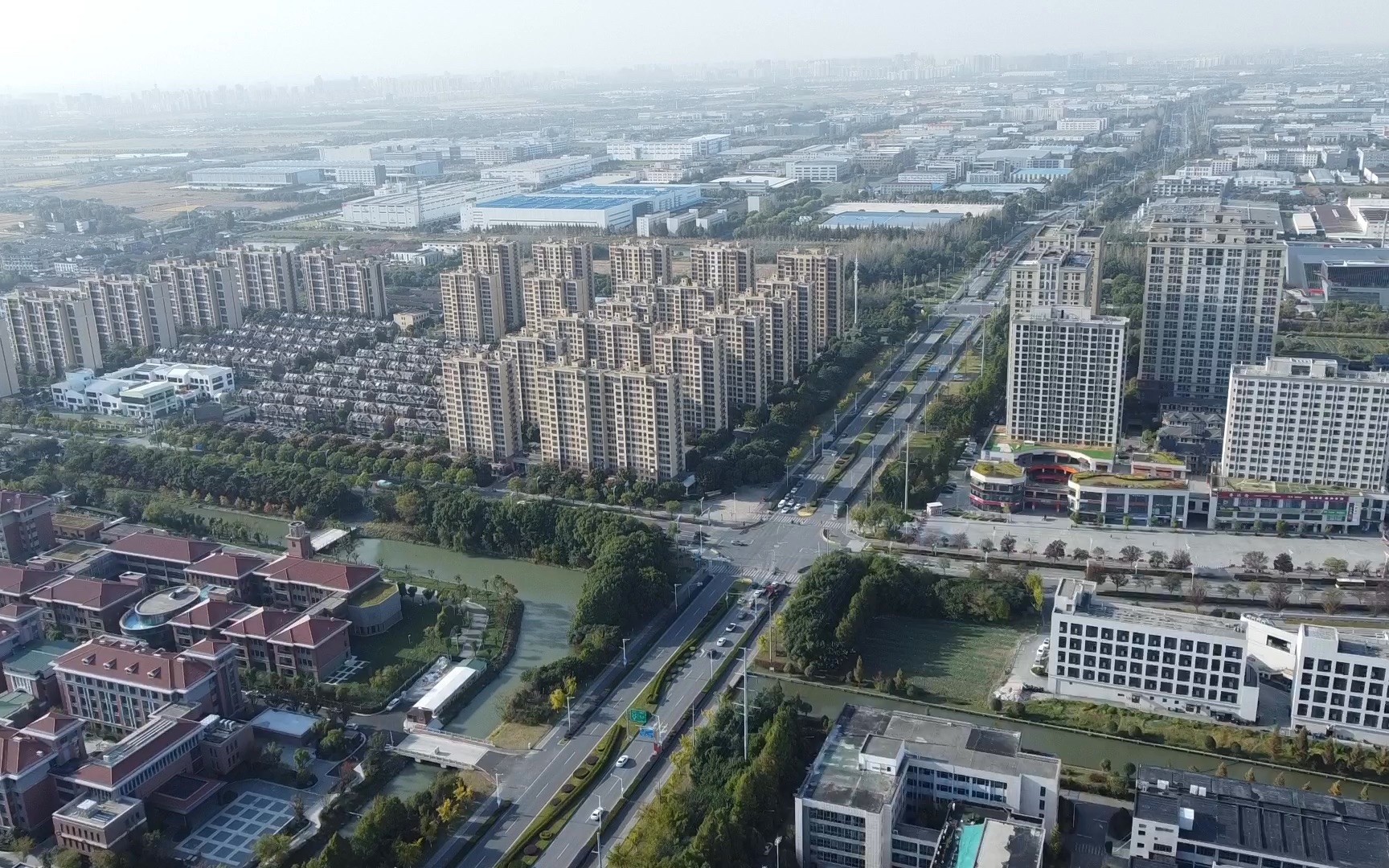 上海嘉定工业区北区俯瞰