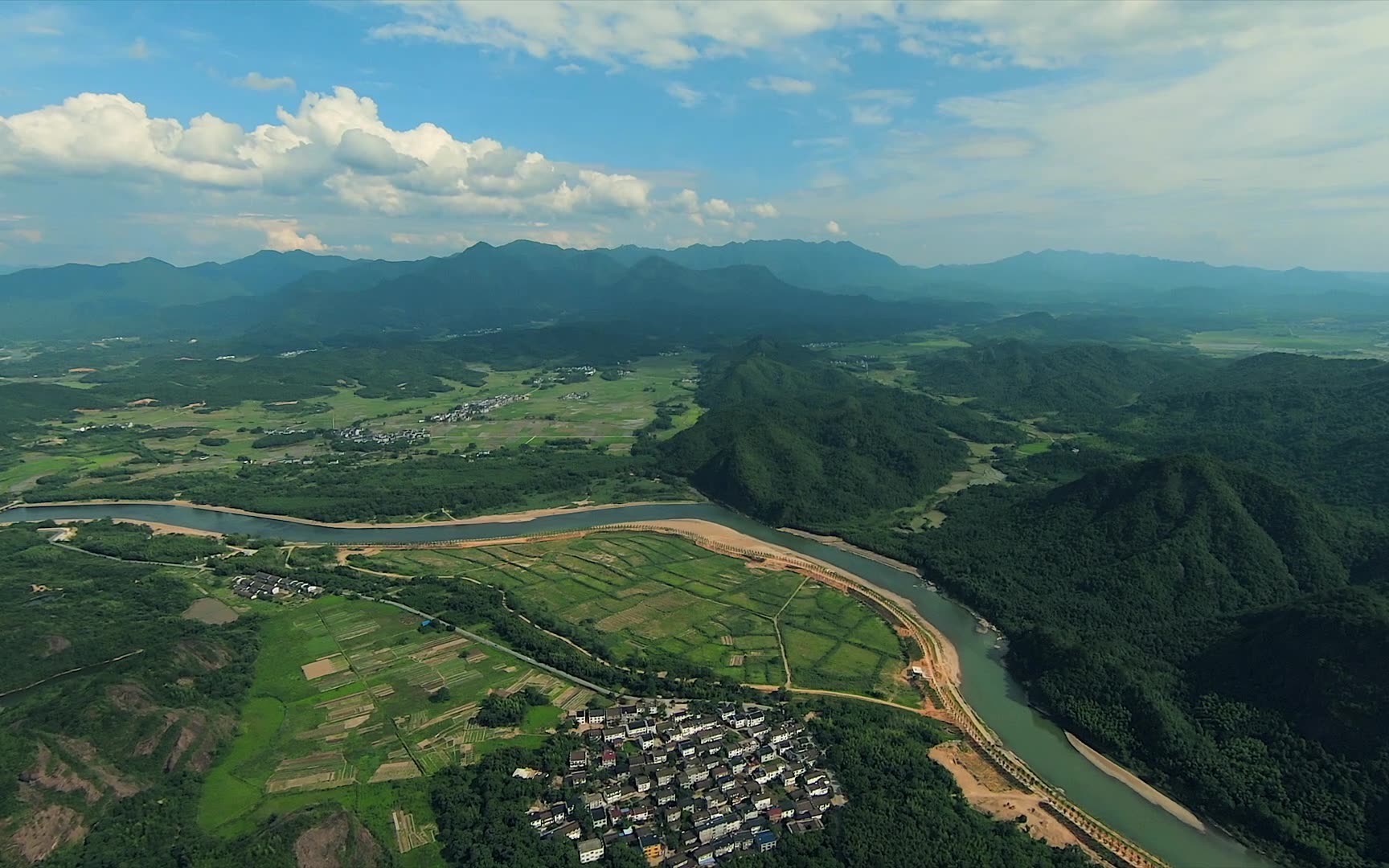 [图]发现江西的美-《穿越龙虎山》