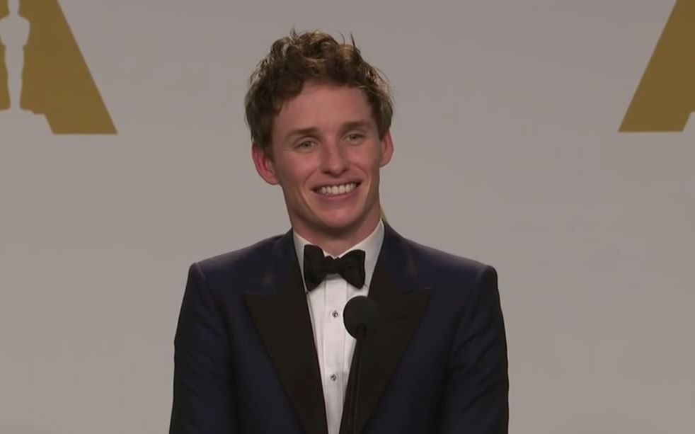 【eddie redmayne】 小雀斑2015年oscar 奥斯卡影帝 颁奖典礼后台采访