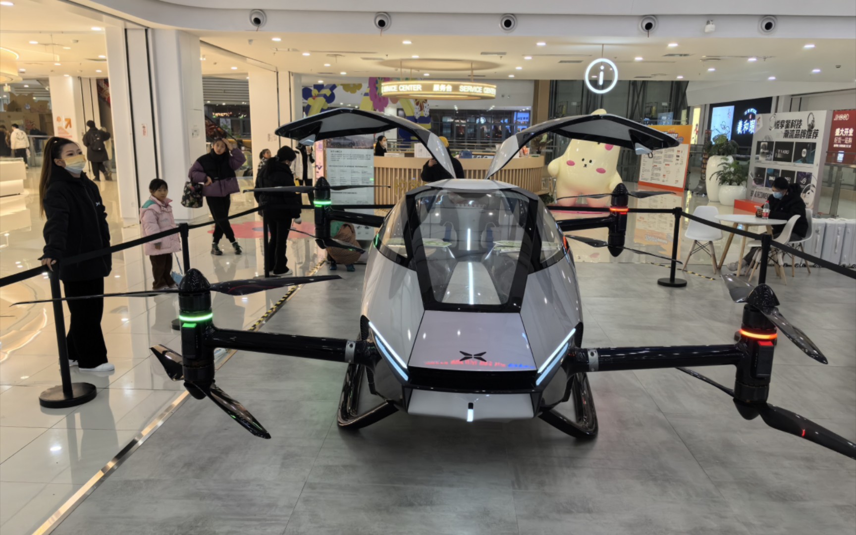 小鹏居然生产飞机了,旅行者x2太牛逼了,佩服佩服.国产新势力.