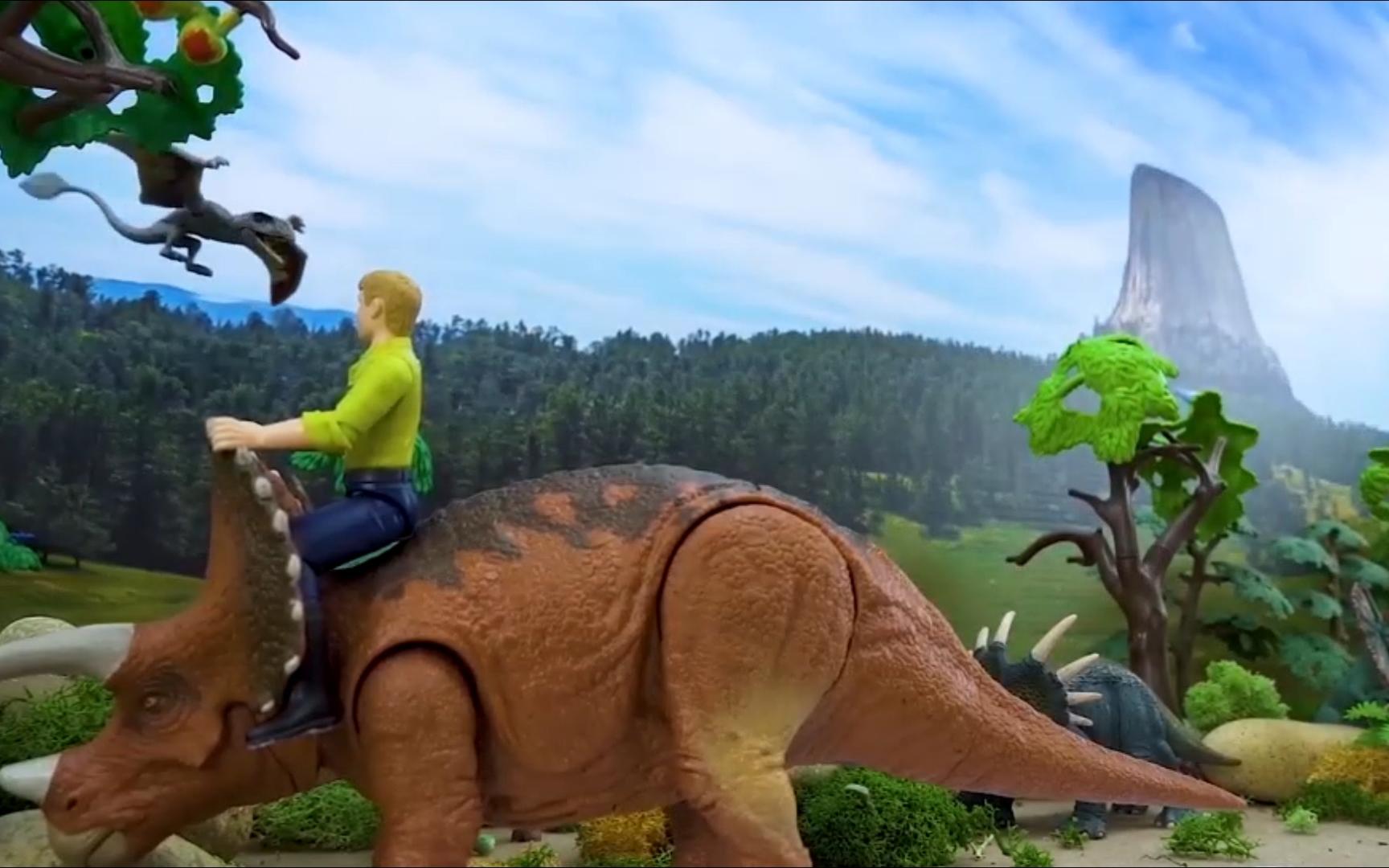 骑着恐龙的人,好厉害啊