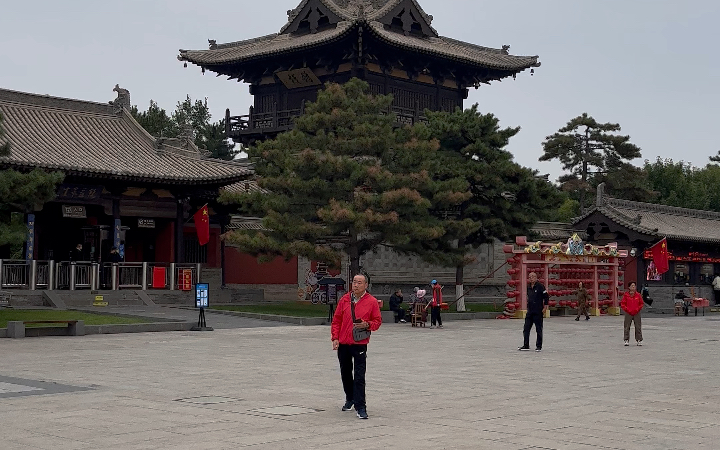 大同古城华严寺广场