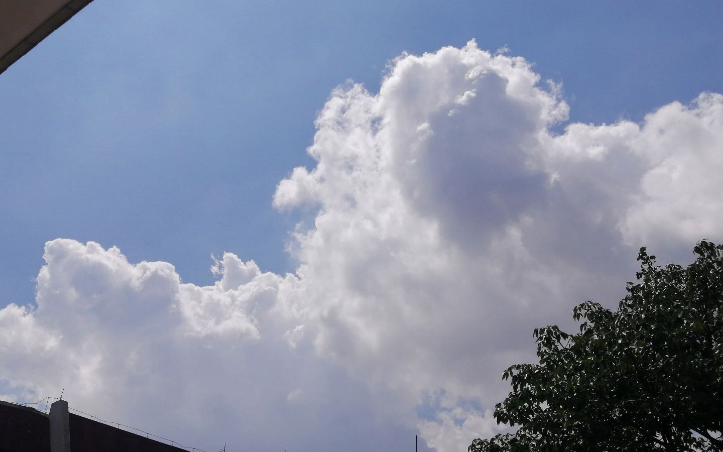 云朵,晚霞和落日是高中时代的底色