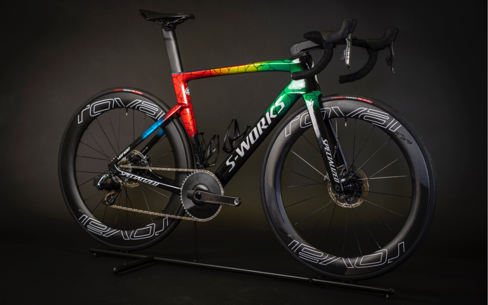 【闪电】itu铁三世界冠军定制venge装车_哔哩哔哩_bilibili