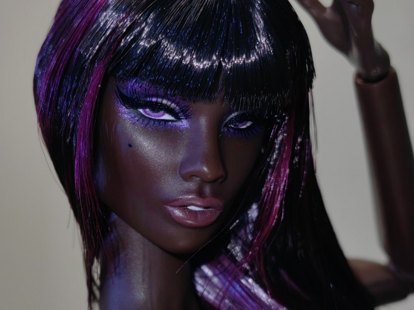 fr娃娃时尚彩妆大片 纪念她1.