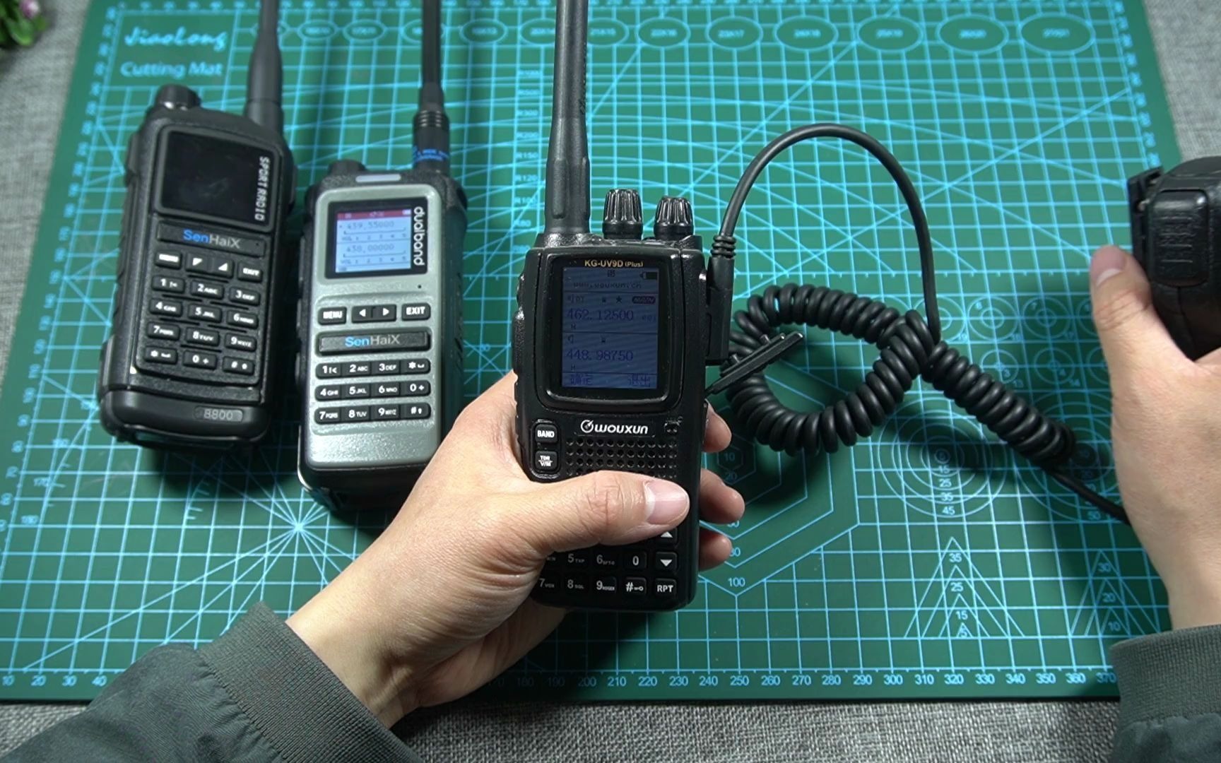 听说森海克斯8800手咪只发射b信道开箱一个手咪连接对讲机测试