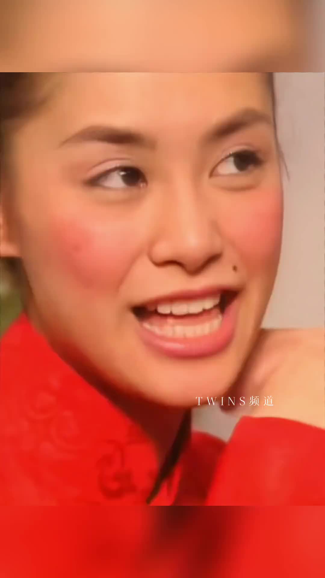 好一朵迎春花人人都爱她来看twins搞怪mv谢霆锋陈奕迅牺牲