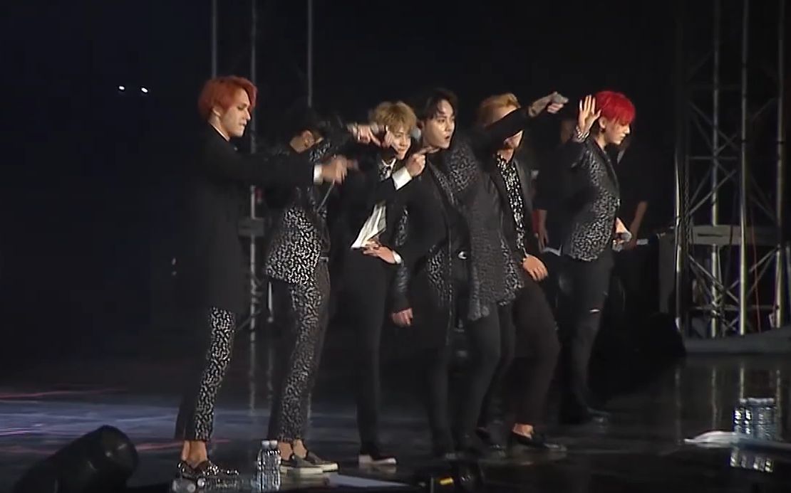 [图]【LIVE中字】BEAST - I THINK I LOVE YOU (Korean Ver) @2015 Beautiful Show