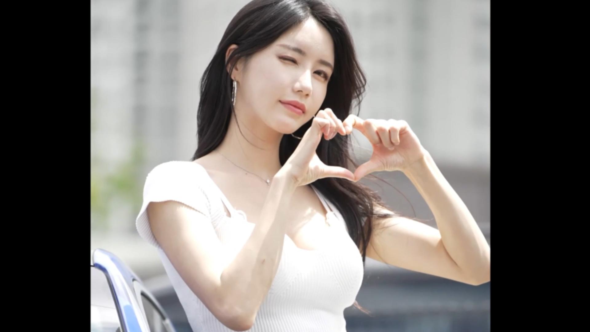 颜值美女车模,真的好看