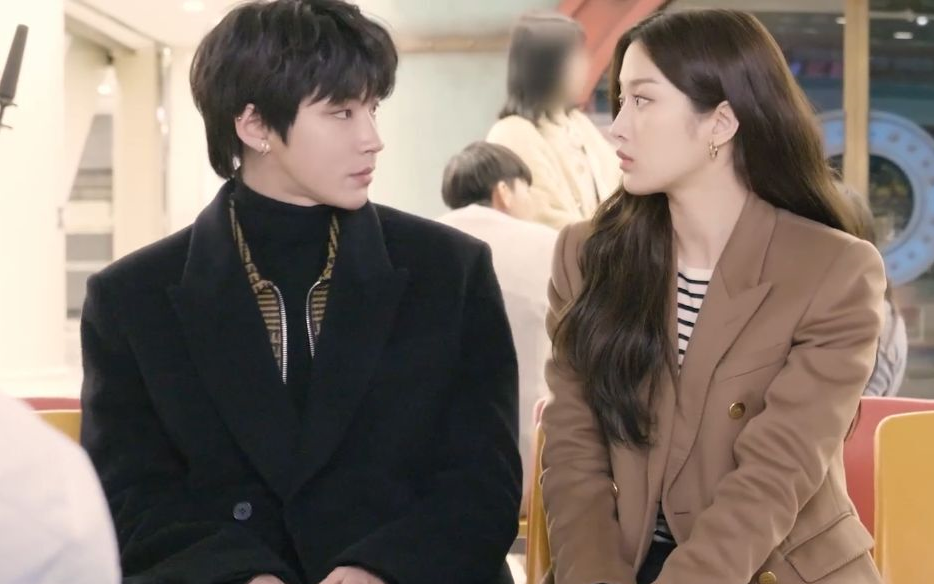 【女神降临】e15文佳煐x黄寅烨 滑冰场约会花絮 中字 把滑冰场变成t台