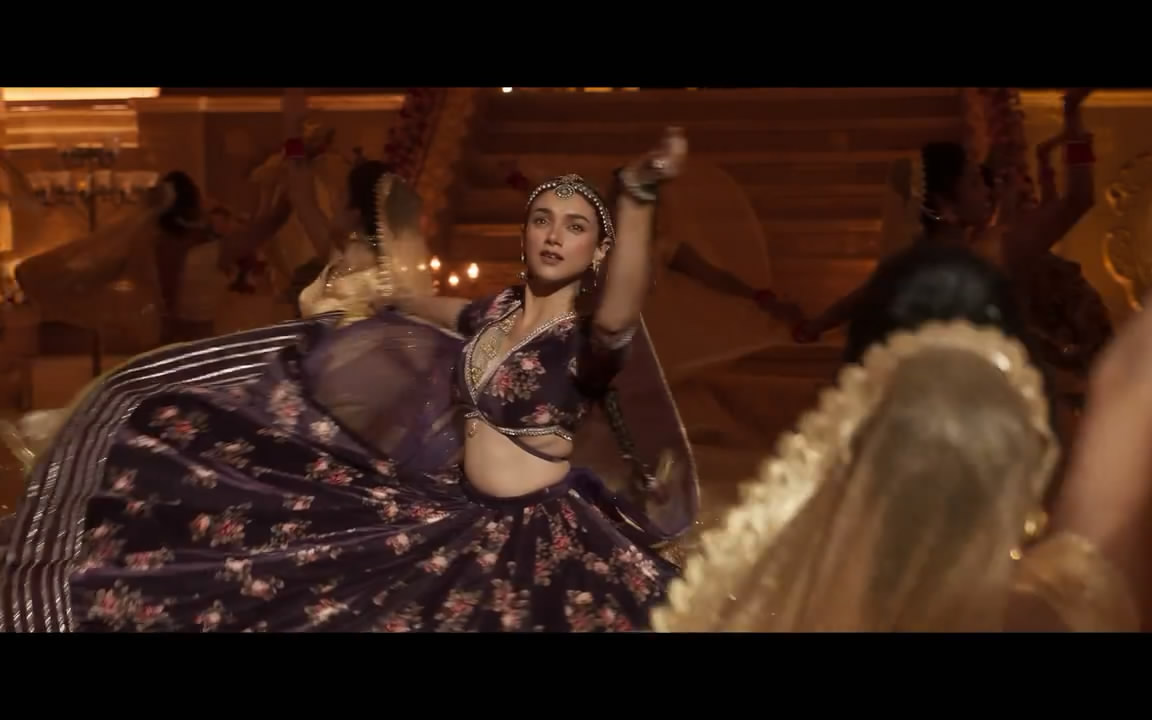 [图]阿娣提·拉奥·希达里 Aditi Rao Hydari 部分歌舞合辑