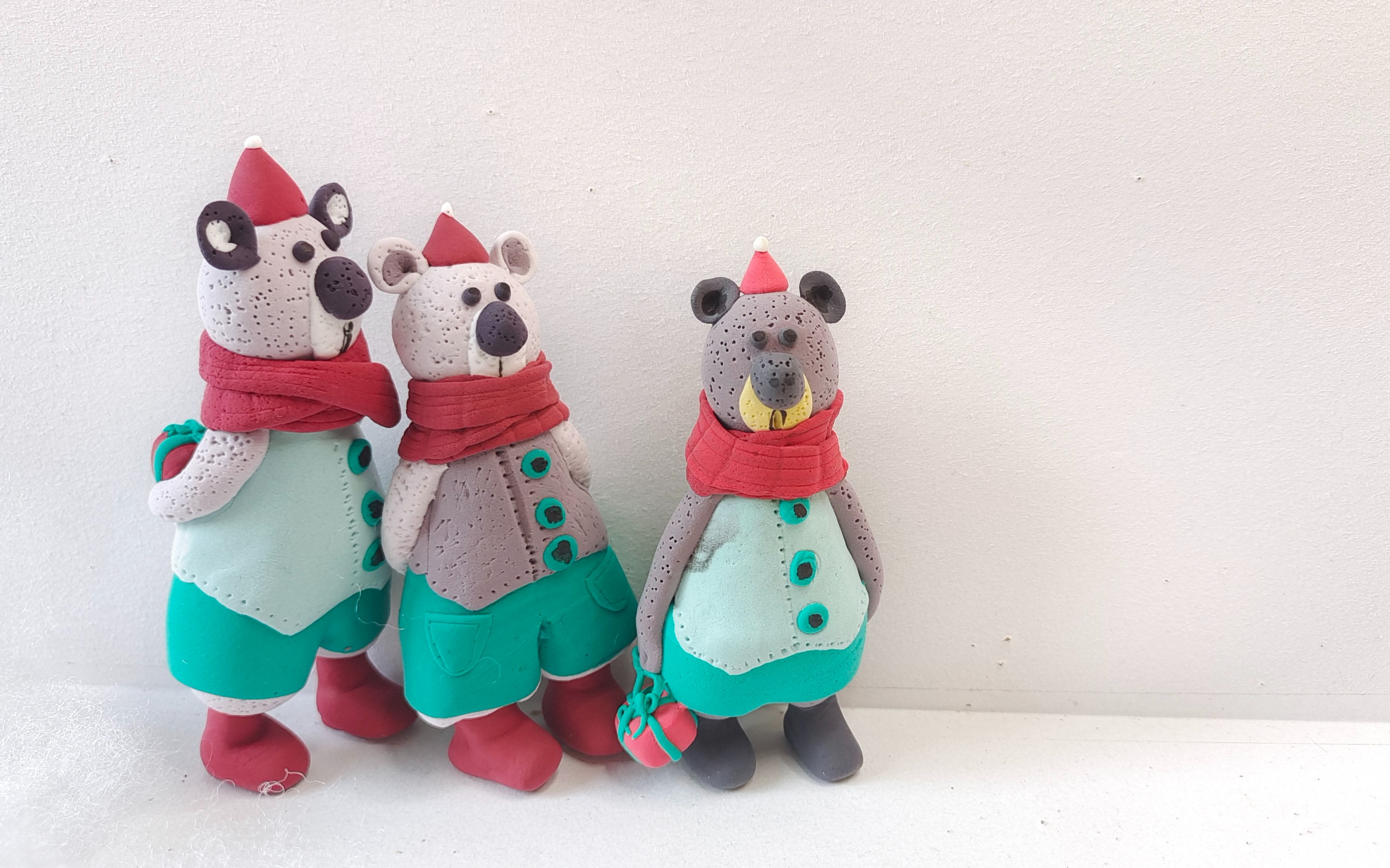 超轻粘土圣诞节送礼物的小熊手工教程