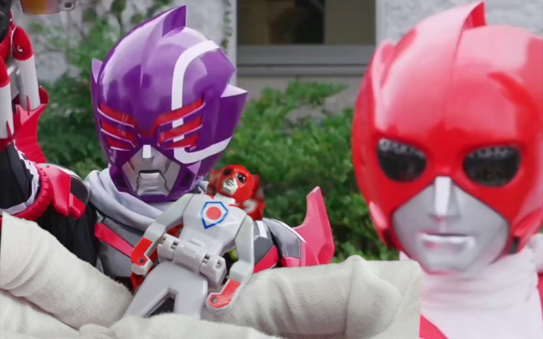 十周年回顾7 崇帝示威致敬的前辈战队 战斗狂热j 战斗日本连者钥匙 dx