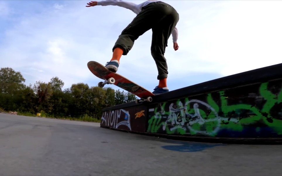 gopro_street skate with madars apse in latvia_哔哩哔哩_bilibili