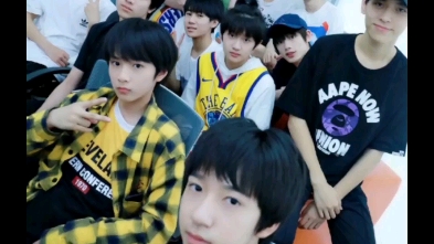 一趟18楼编年史台风未能席卷全球时代终将继续祝君武运昌隆