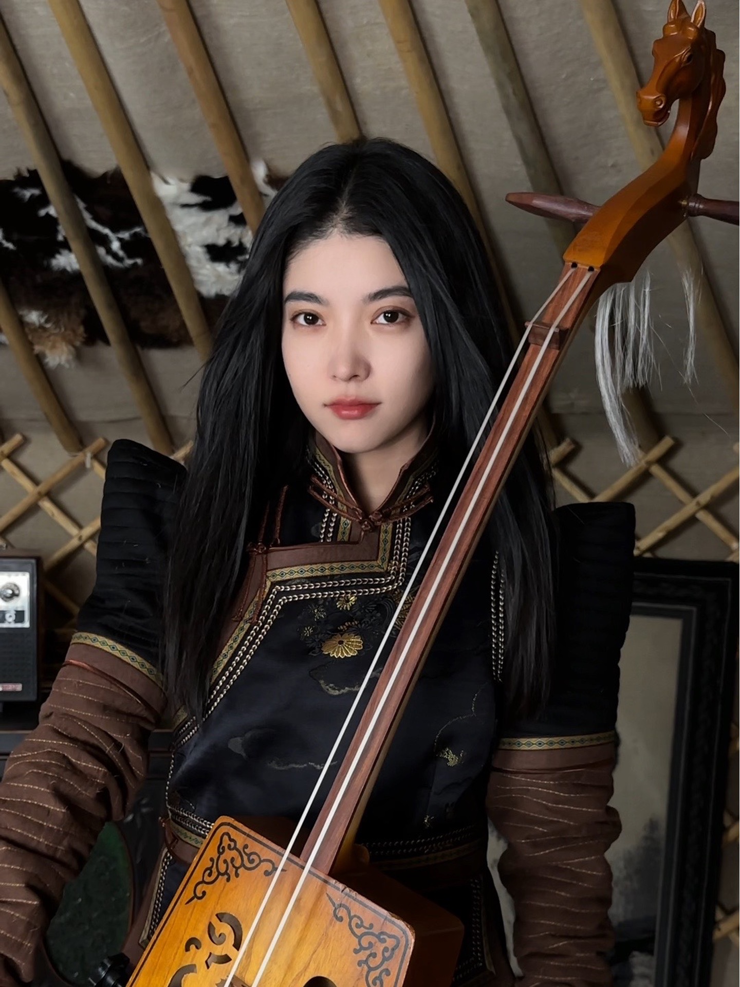 《苹果香》 六星街里还传来,马头琴声嘛?@知乐马头琴教育