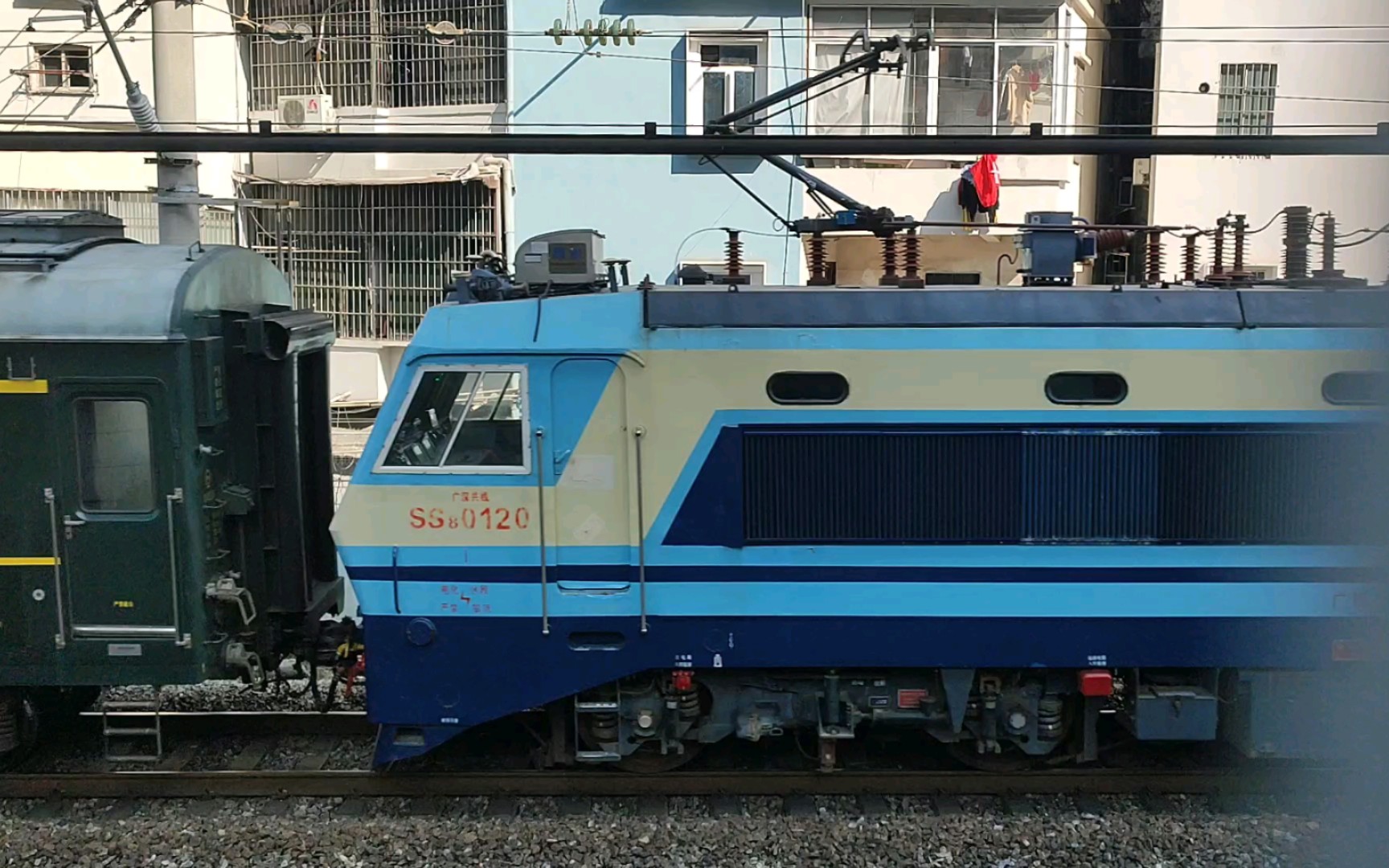 铁路摄影:人生第一次拍到韶山8