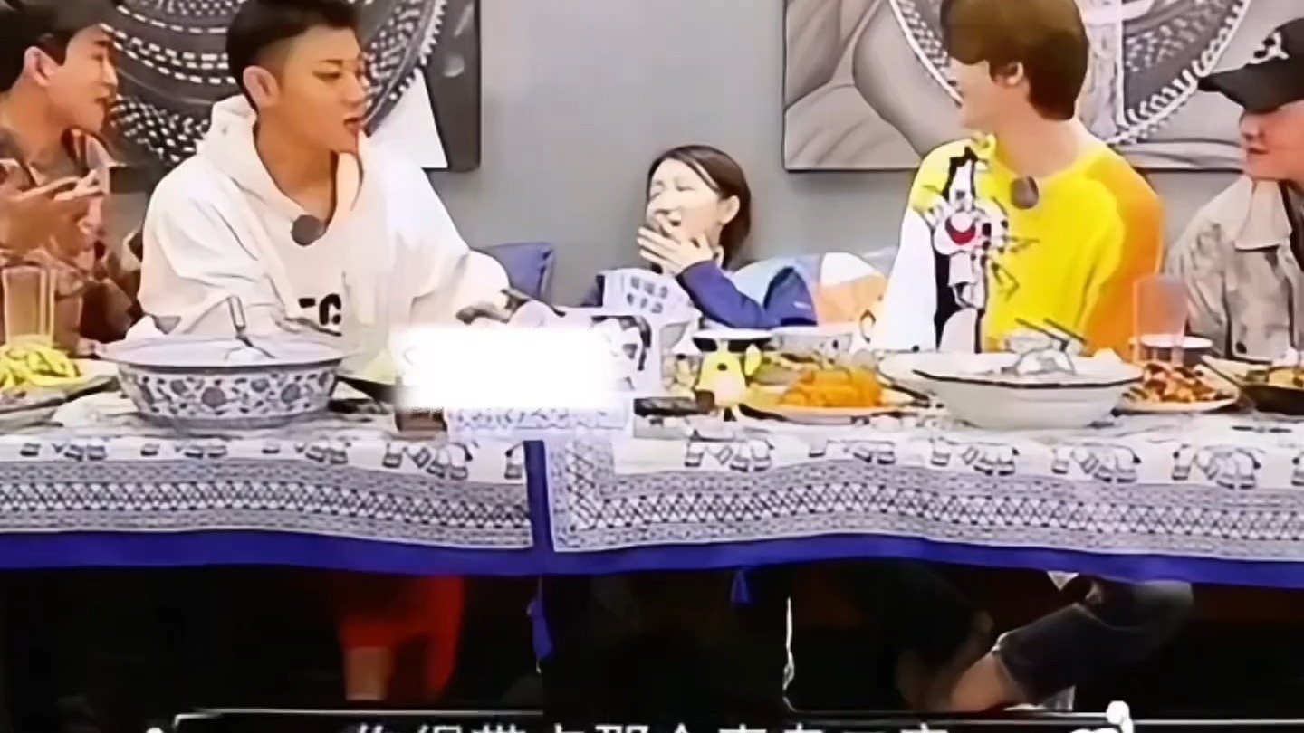 王彦霖模仿黄子韬简直模仿到了精髓