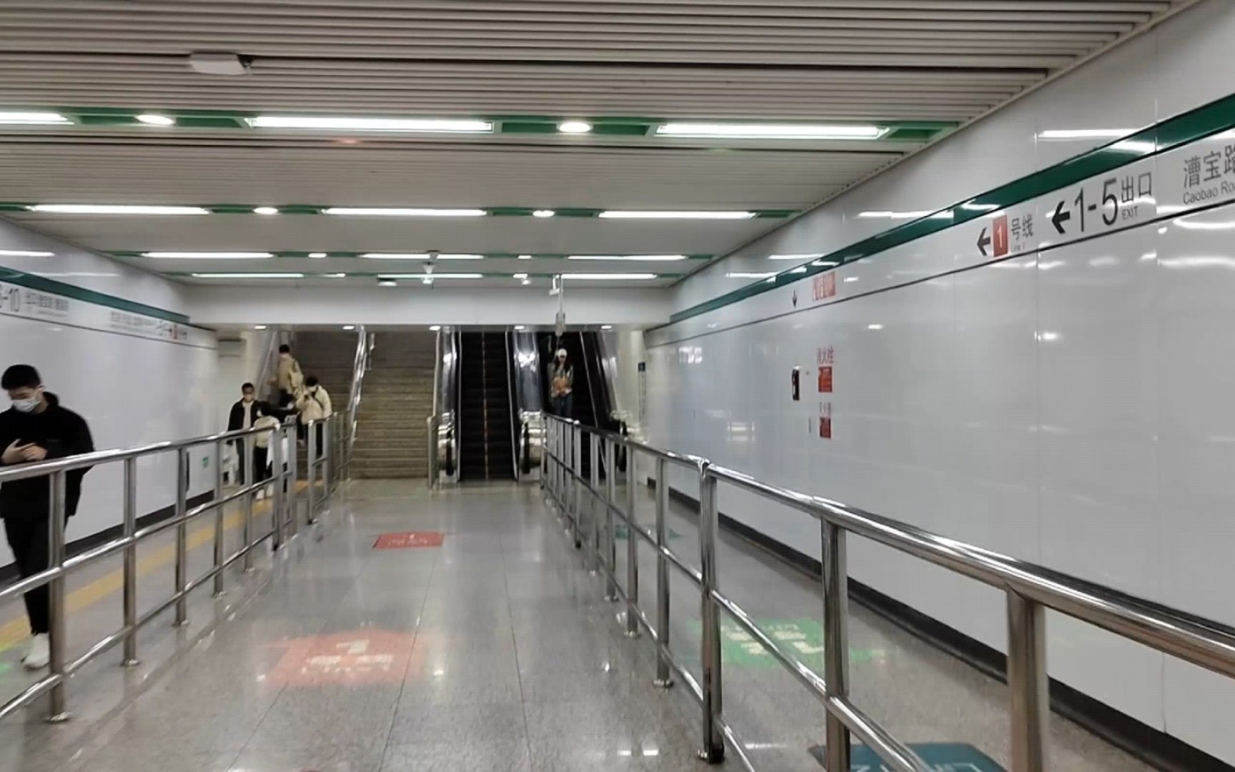 【上海地铁】漕宝路站换乘通道实录 摄于2023年3月4日