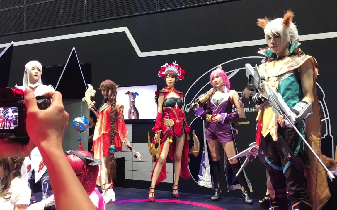 王者荣耀:上海cj看到的王者cosplay,大乔妹子最好看