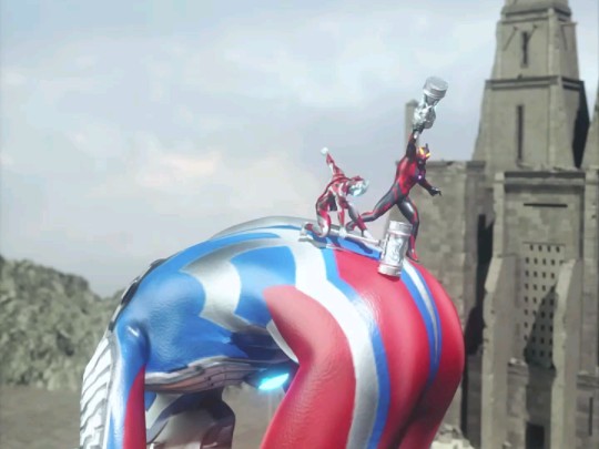 为什么要打赛罗的屁屁