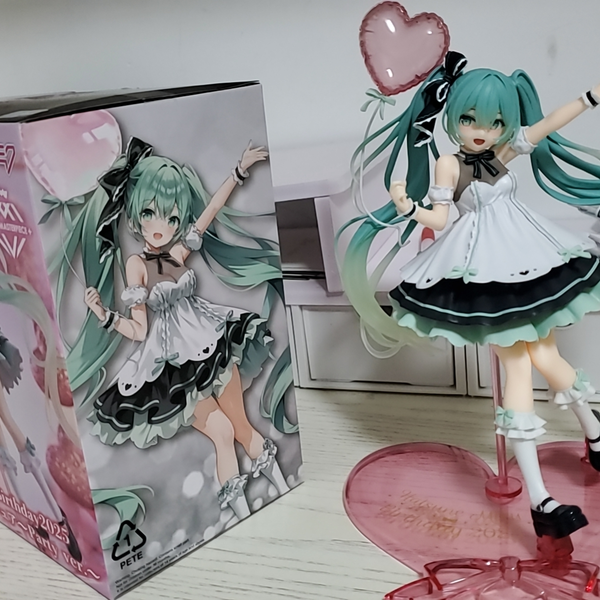 手办开箱】初音未来Birthday 2025，但遇到点意外_哔哩哔哩_bilibili