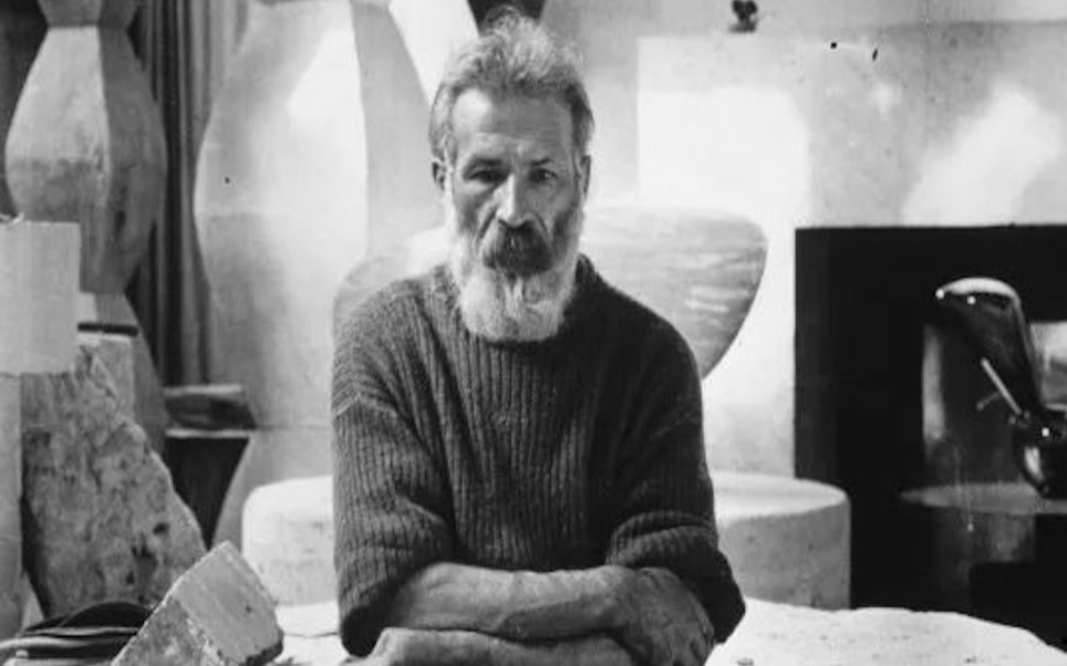 布朗库西 Alastair Sooke on Brancusi's 'La muse endormie'哔哩哔哩bilibili