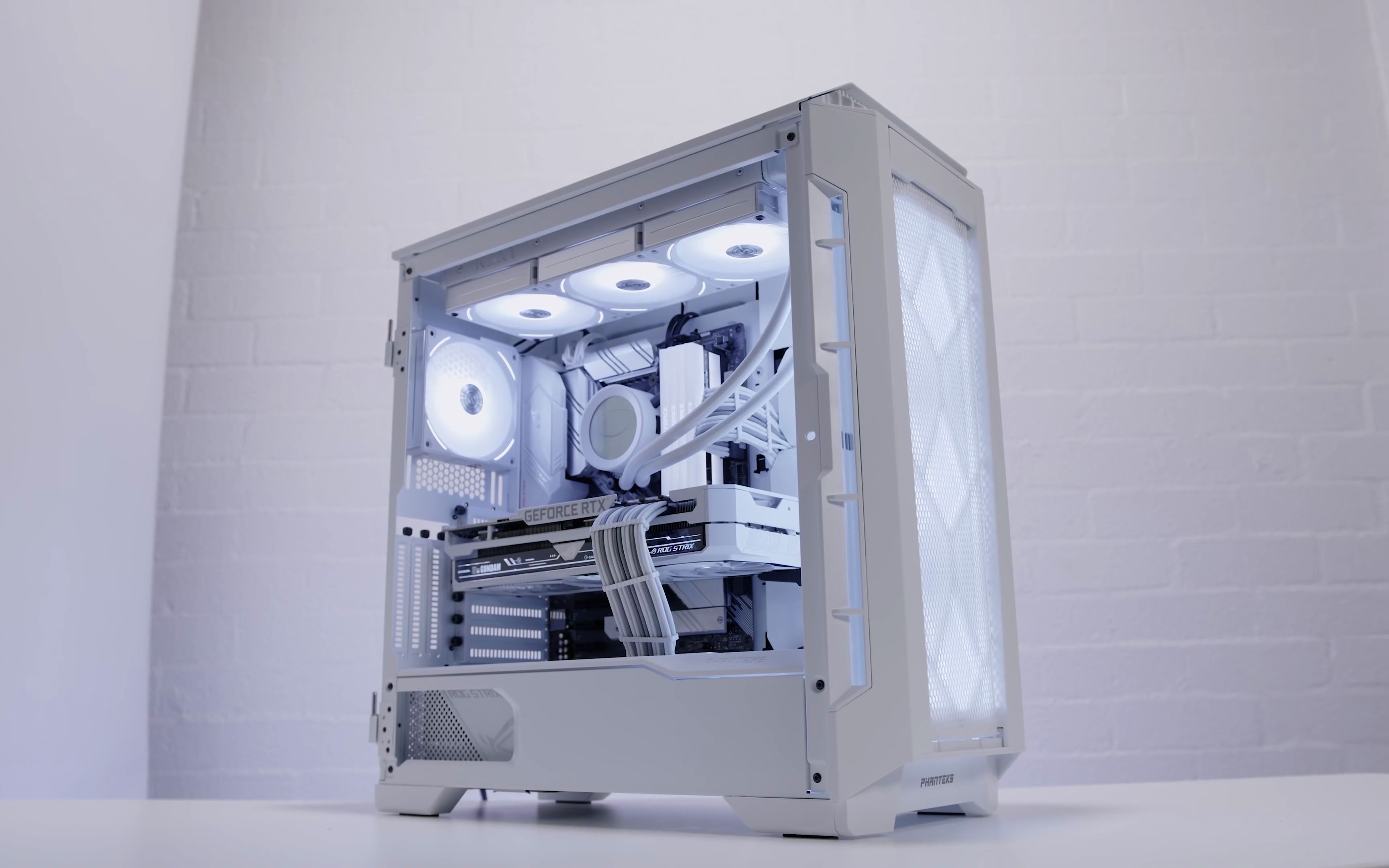 gearseekers追风者p600s白色华硕rog白色装机恩杰海妖z73联力al120