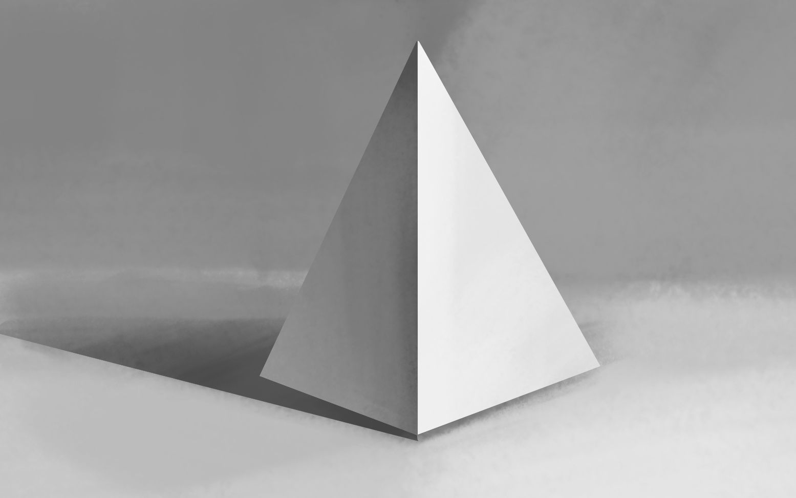三角形构图素描静物图片