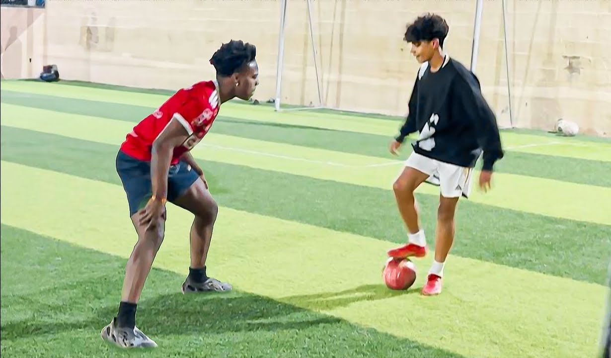 speed与c罗儿子一起踢球 在粉丝面前大秀后空翻