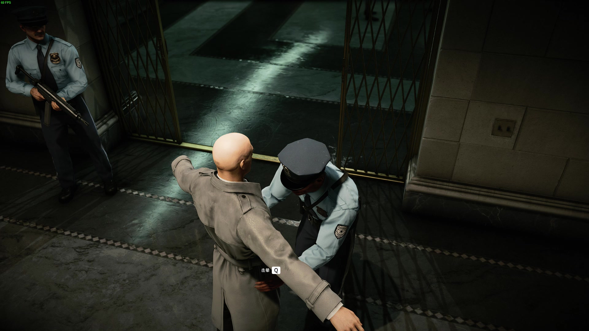 杀手2 利用手提箱偷运非法物品穿越搜身