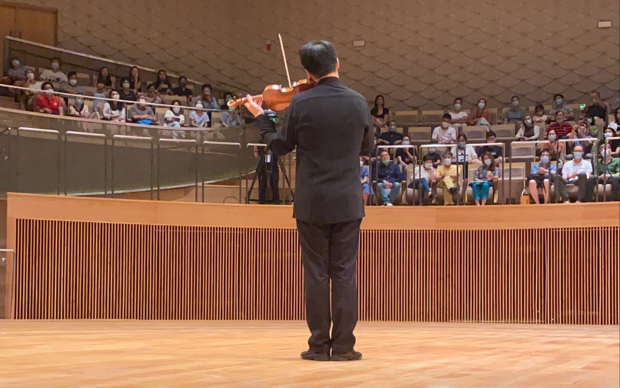 [图]【小提琴】舒伯特-恩斯特【魔王大随想曲】宁峰两版对比Ning Feng violin solo piece Erlkönig by Ernst