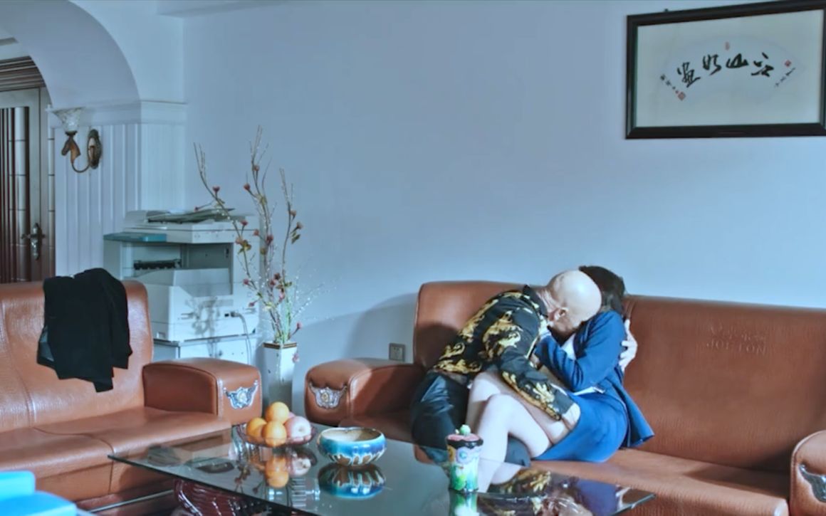 电影《笨贼向前冲》4月24日上映,带你搞笑一刻