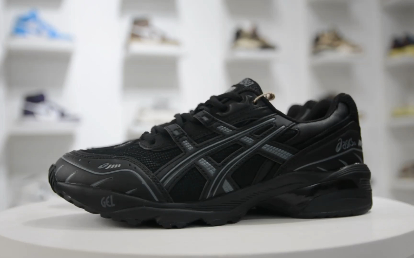 【独家实拍】asics 亚瑟士 tiger gel-1090 黑色