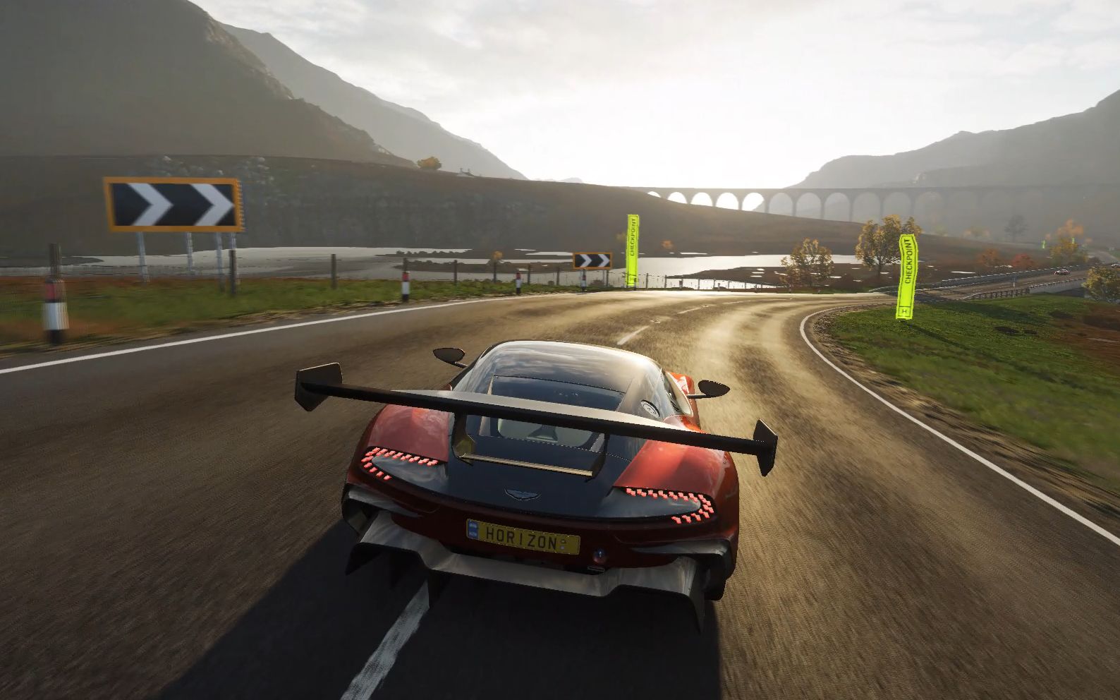 极限竞速:地平线 4 歌利亚秋季环岛赛_单机游戏热门视频