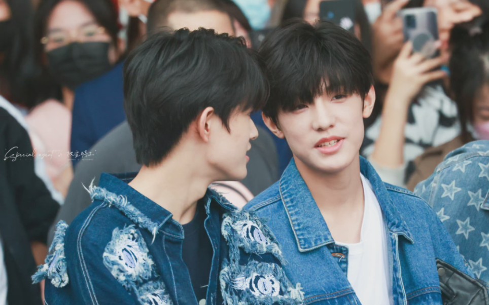 【tf家族三代】《诀爱》张极张泽禹路演舞台 10.