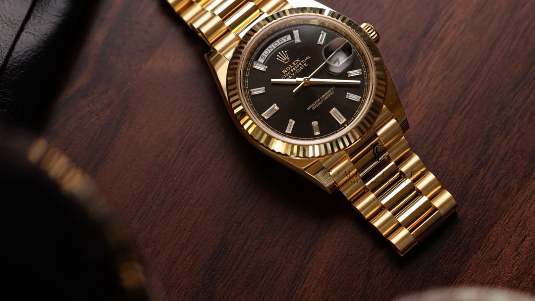 劳力士黑冰糖dd228238,直径40mm,如果和赌桌绿放在一起你会怎么选呢
