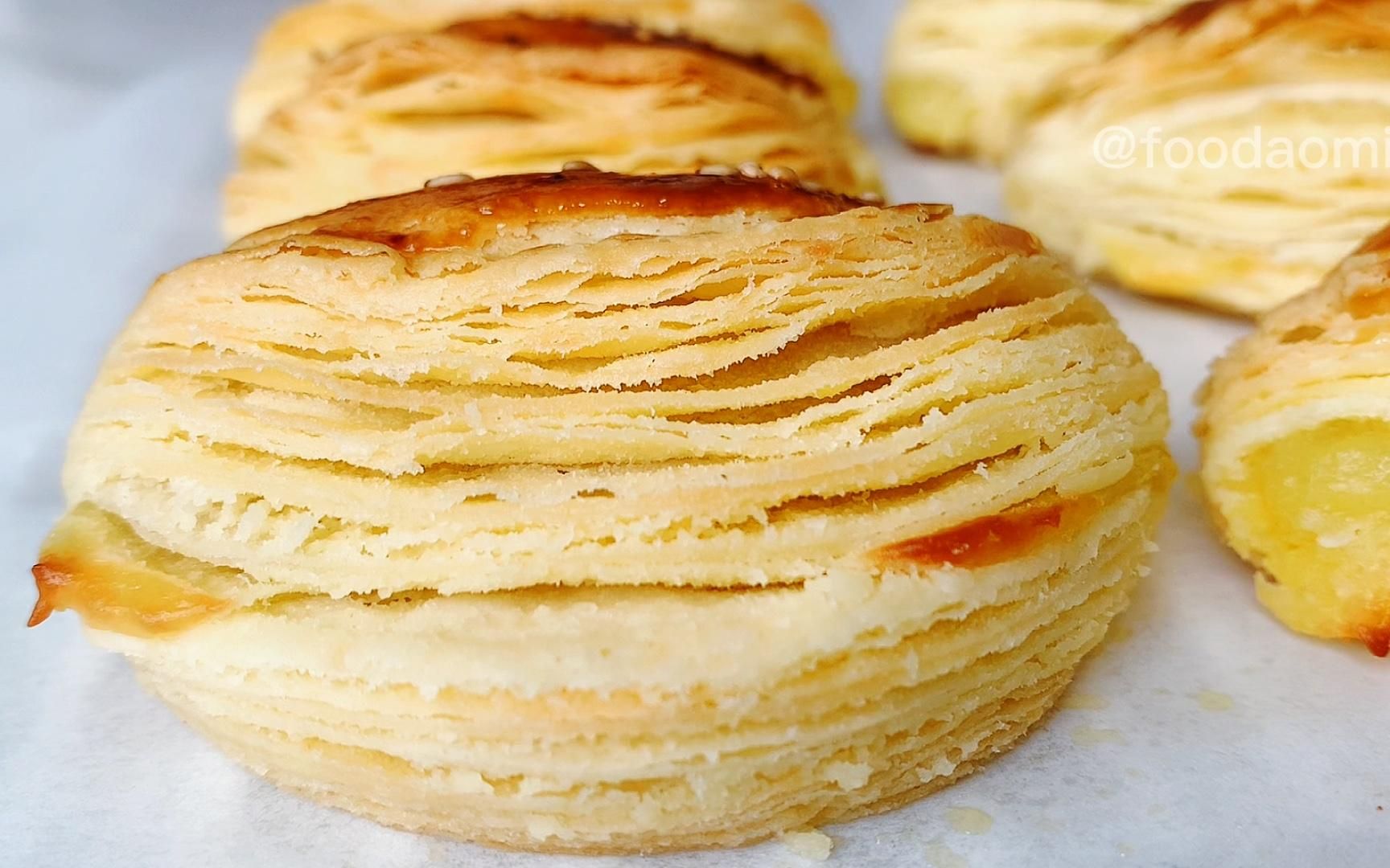 自制千层榴莲酥:层层酥脆薄如纸,咬一口掉渣