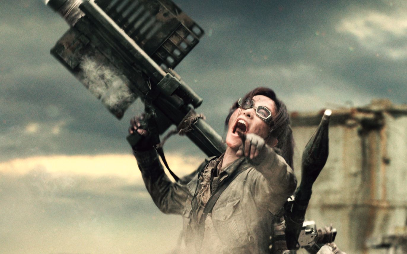 进击的巨人真人版后篇关键时刻原来是末世遗物火箭炮救下艾伦