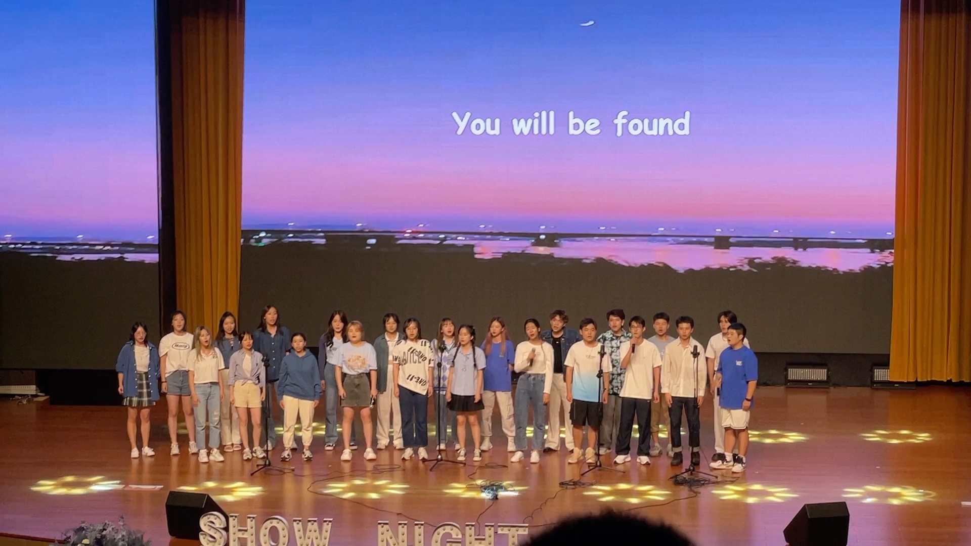 [图]【宁诺合唱团】9.19 Show Night《You Will Be Found》