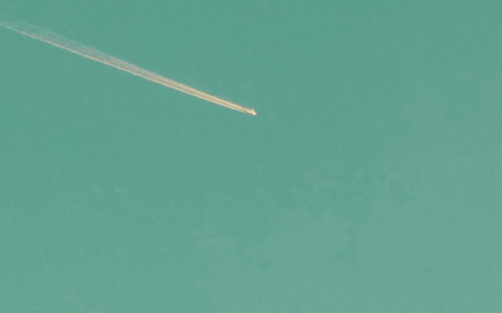 你离我而去的那天,天空是青色的