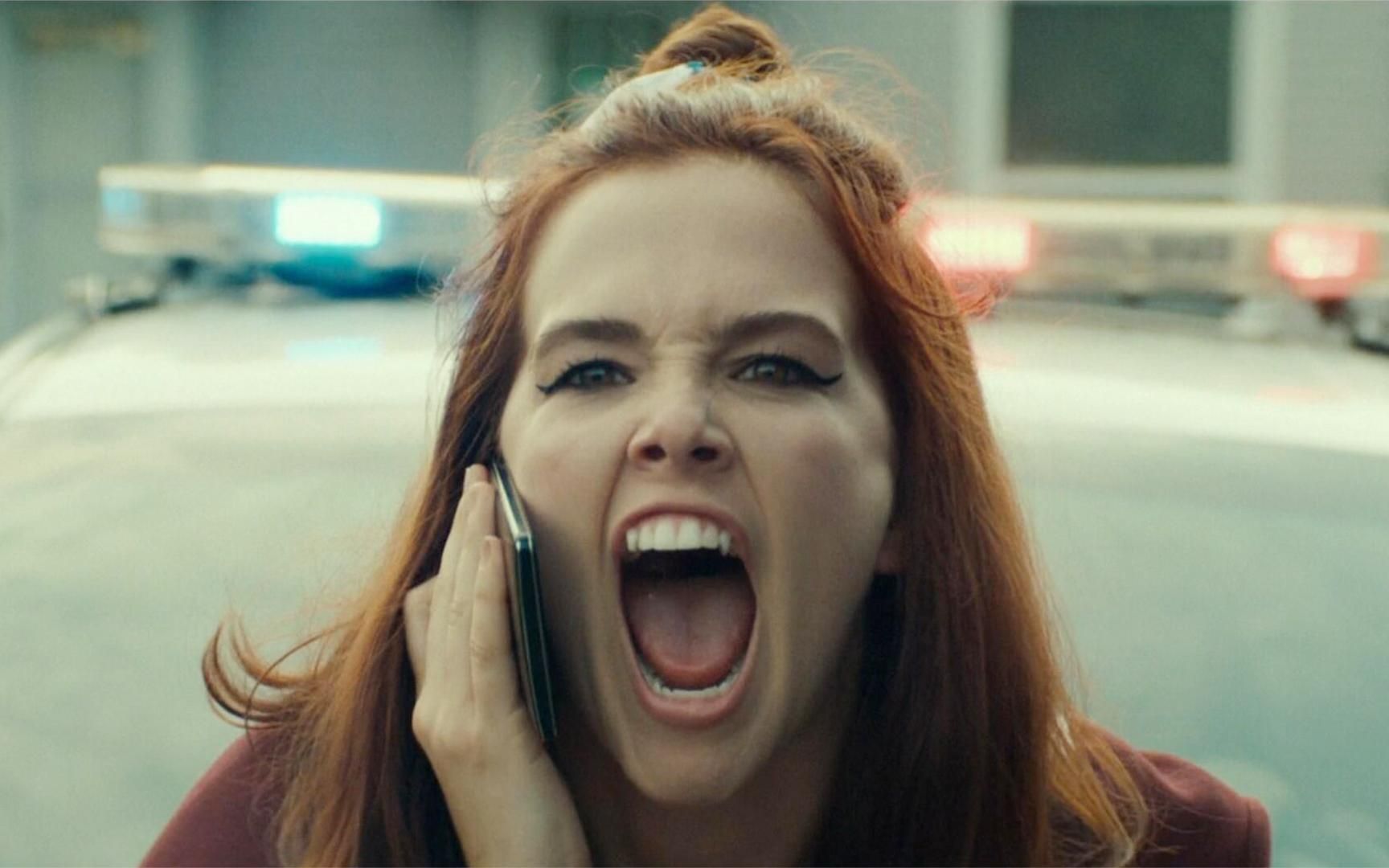 女子从小天赋异秉,凭靠一张嘴,竟能月入百万!