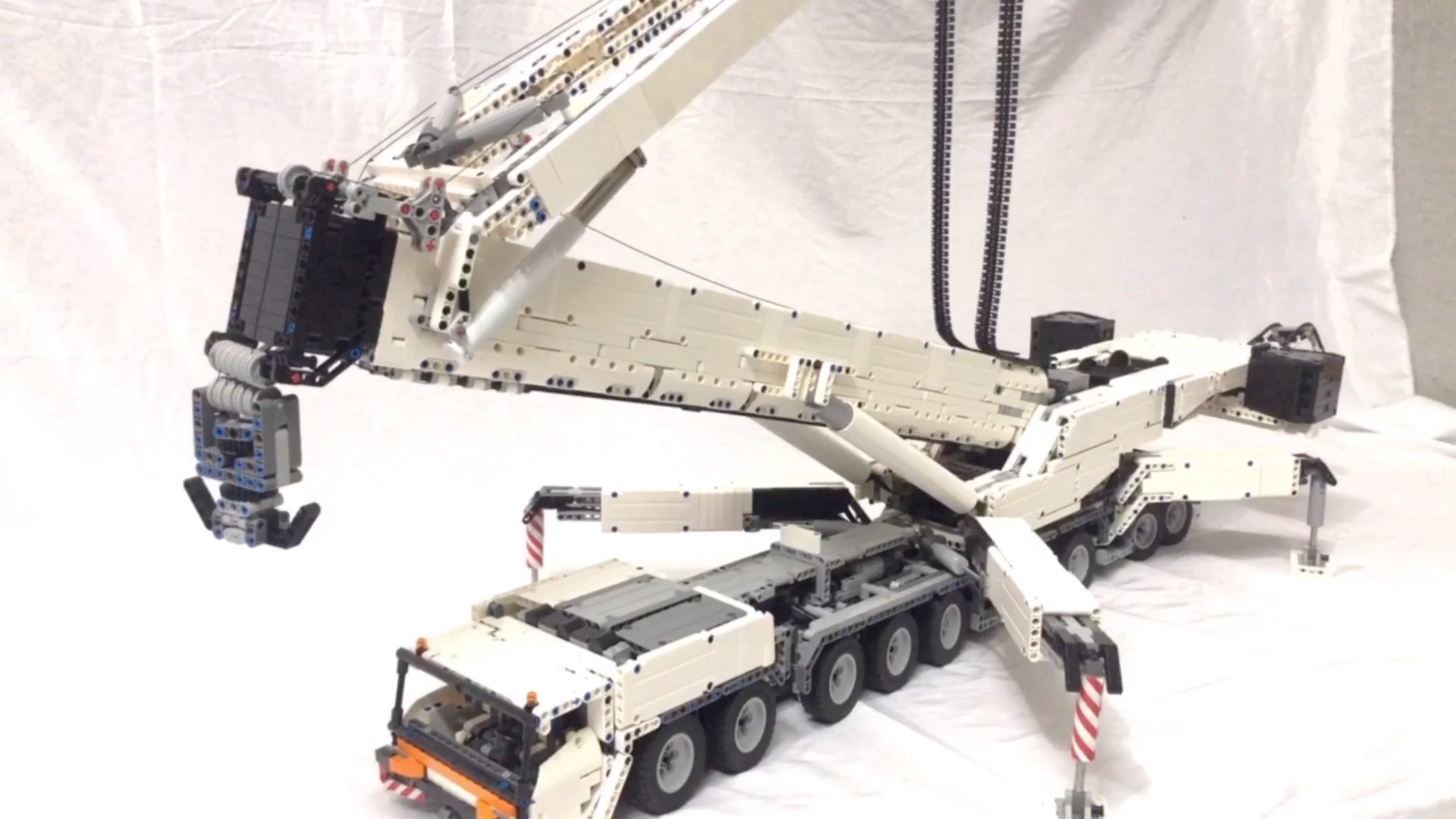 乐高吊车ltm11200