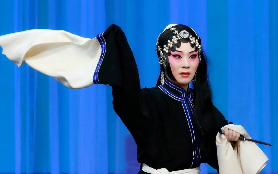 【荒山泪—迟小秋】一家五口如今只剩我孤身一人了