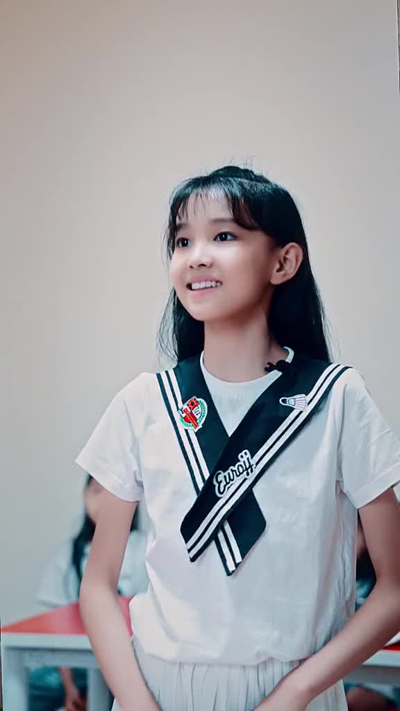 动词大词小睿和马老师搞笑视频爆笑抖音宋小睿