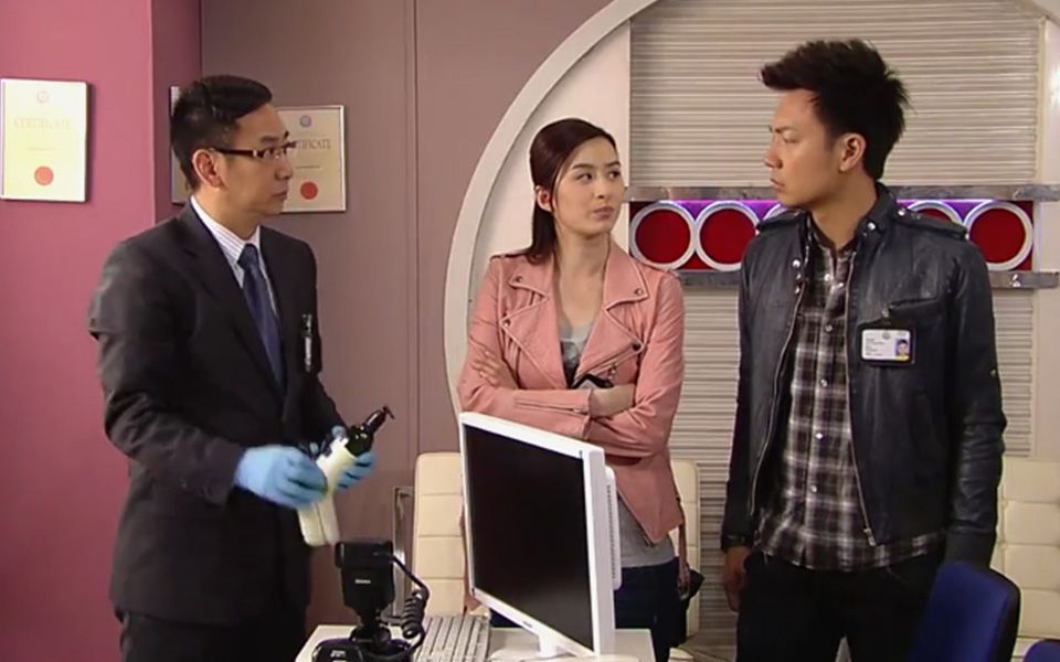 法证先锋3 保哥终于逮到老同学弱点报仇