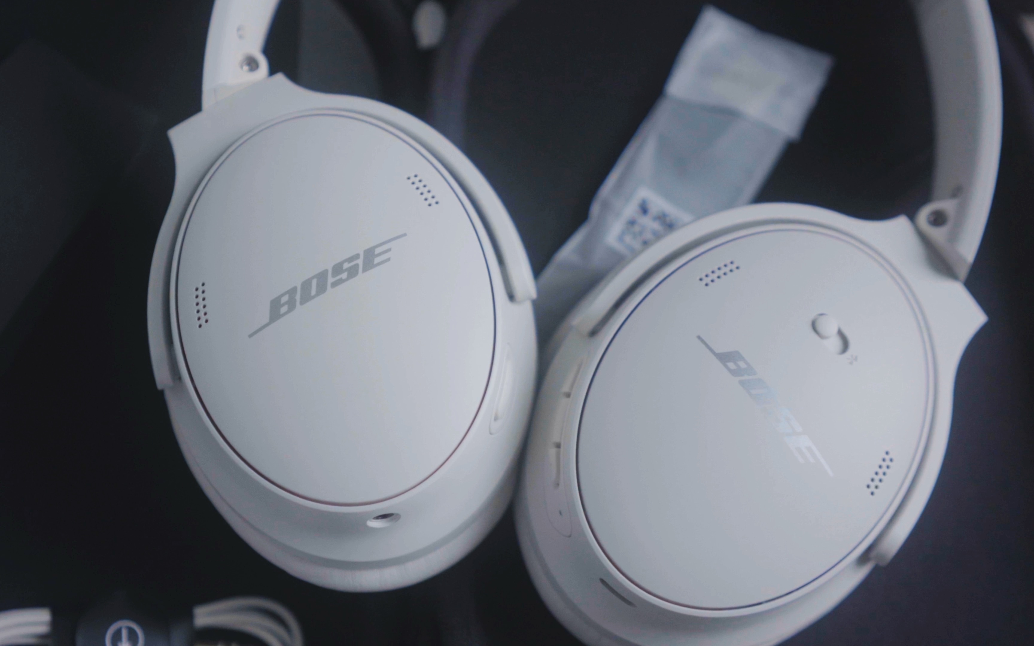 【开箱】bose qc45雾白色头戴蓝牙降噪耳机开箱_哔哩哔哩_bilibili