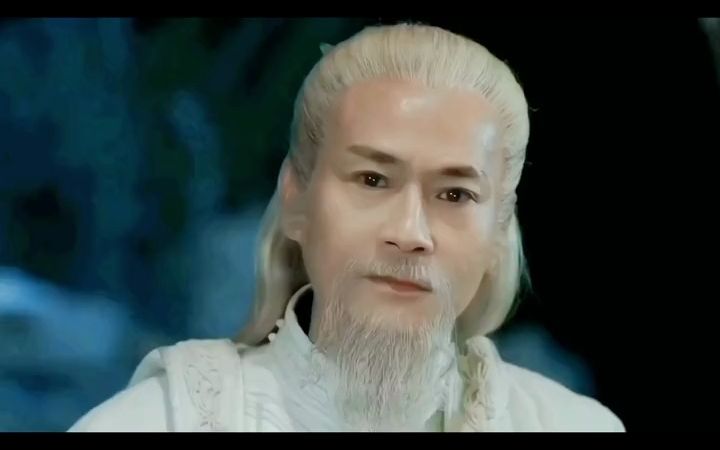 秋官这眼睛这眼神太有内容了,七十多岁的人眼皮也是一点不耷拉#郑少秋