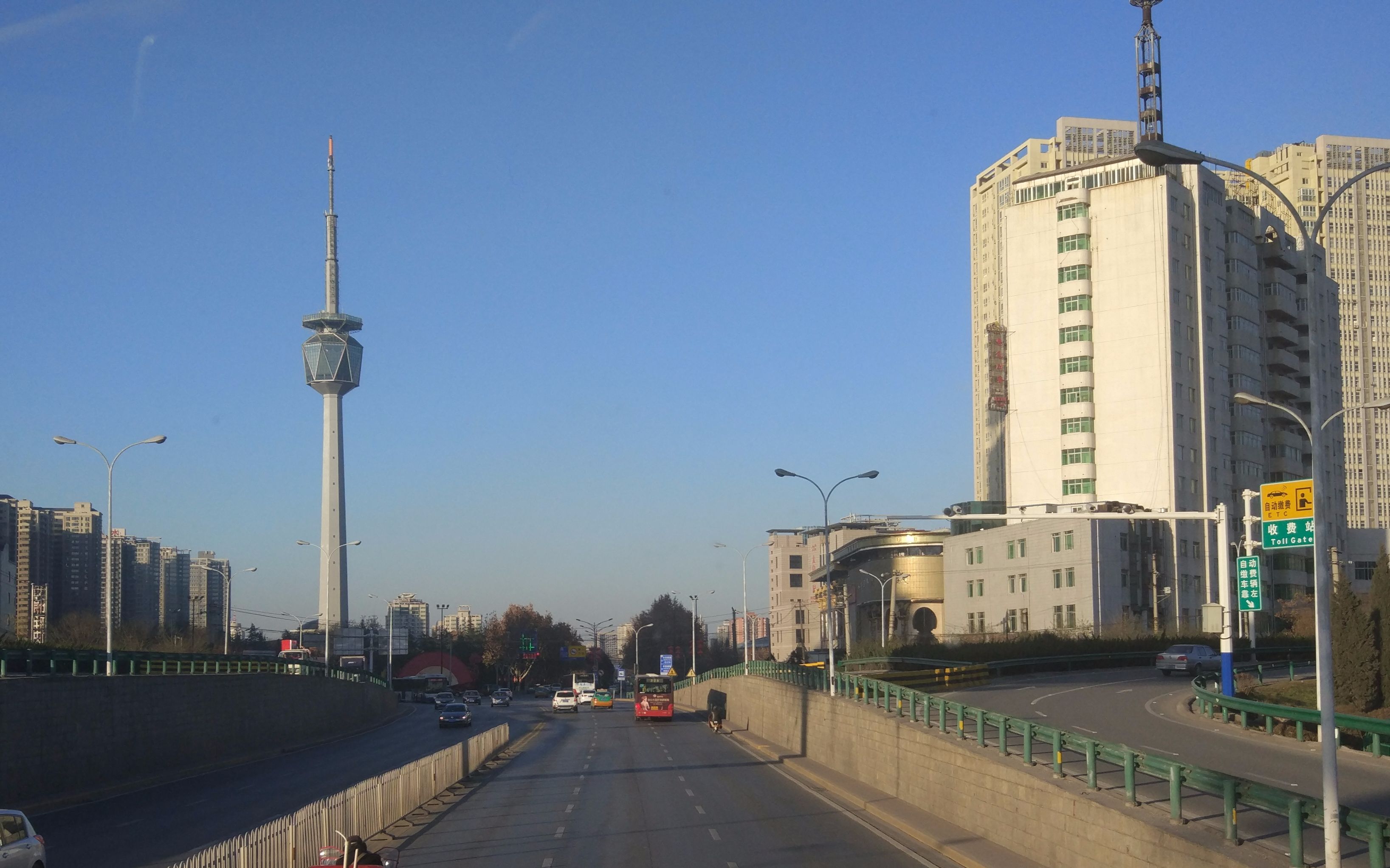 【金聊硕侃】西安公交603路伪全景录像