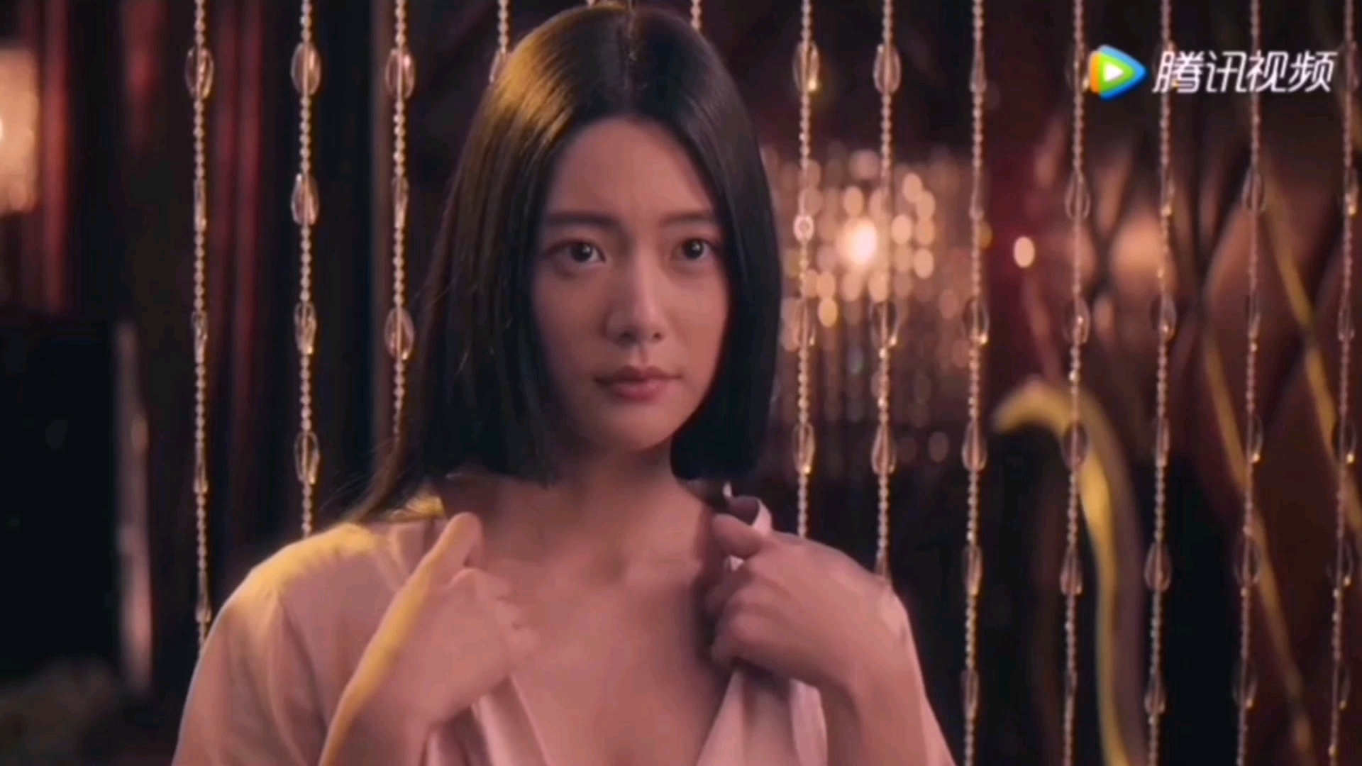 克拉拉身材简直爆炸了!